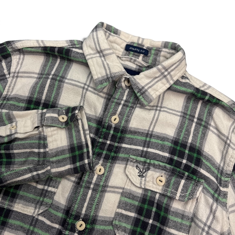 American‎ Eagle Athletic Fit Flannel Shirt Mens Size Medium Plaid Button Up